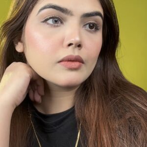 Freshtone Diva Gray contact lens – photo 3